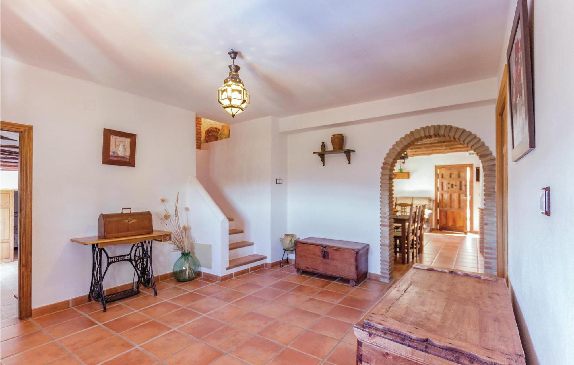 8 Bedroom Lovely Home In Iznajar Bagian luar foto