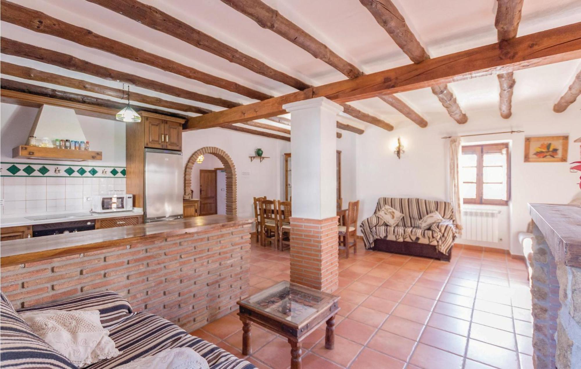 8 Bedroom Lovely Home In Iznajar Bagian luar foto