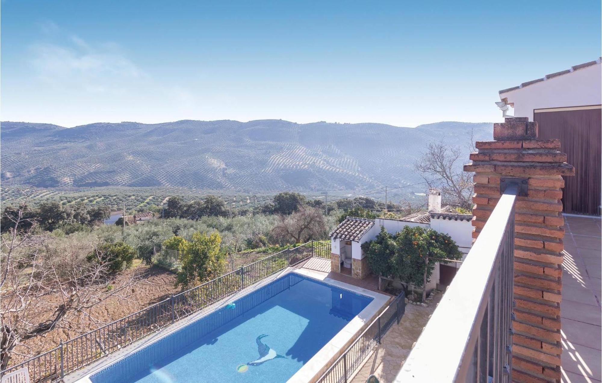 8 Bedroom Lovely Home In Iznajar Bagian luar foto
