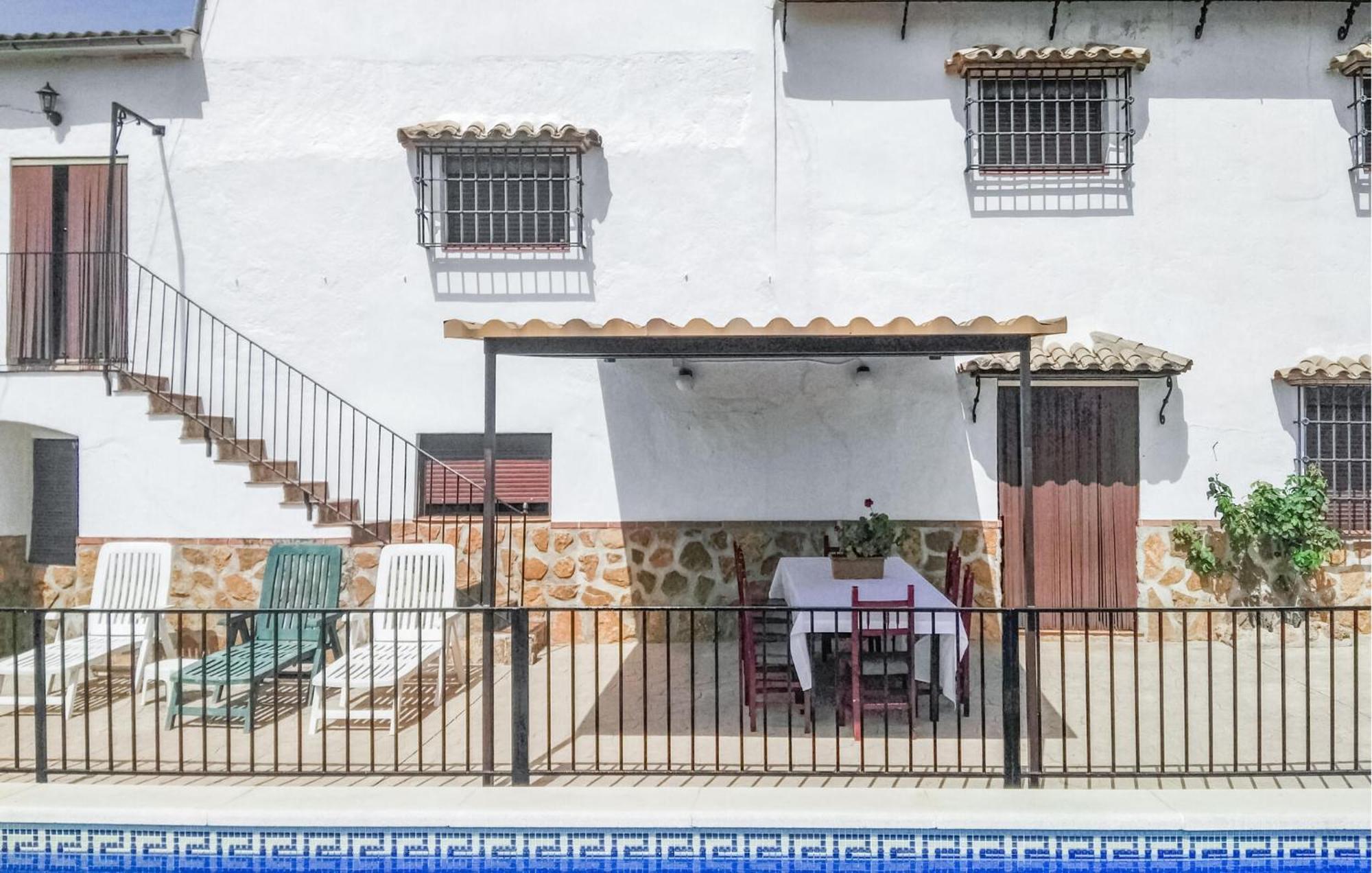 8 Bedroom Lovely Home In Iznajar Bagian luar foto