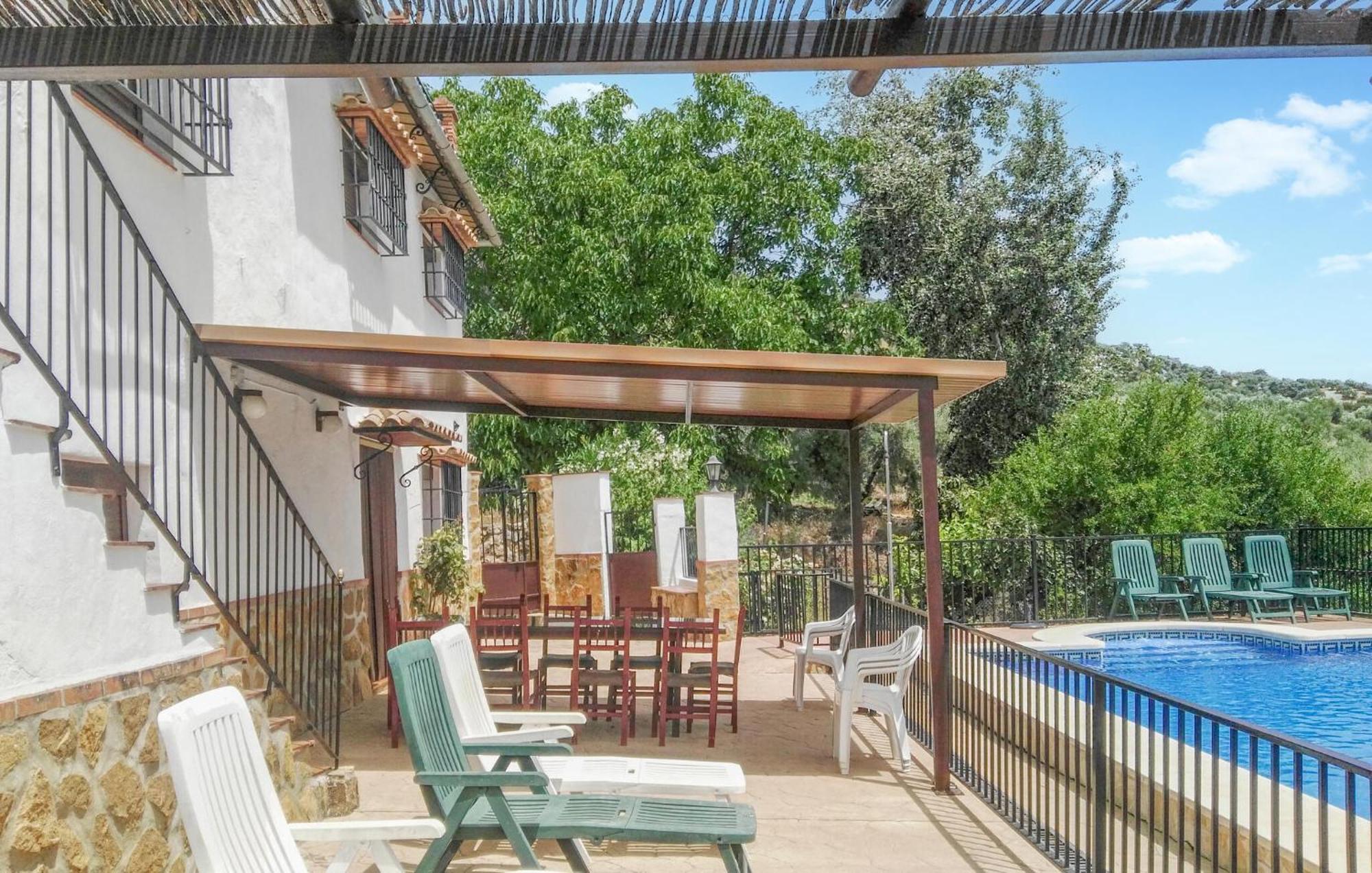 8 Bedroom Lovely Home In Iznajar Bagian luar foto